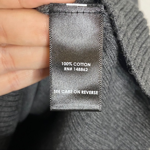 [Torrid] Dark Gray Sequin Star Patch Sweater - Picture 7 of 8